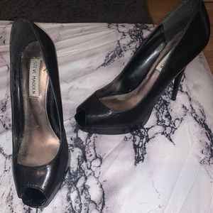 Steve Madden P Karo Peep-Toe Black Stiletto
